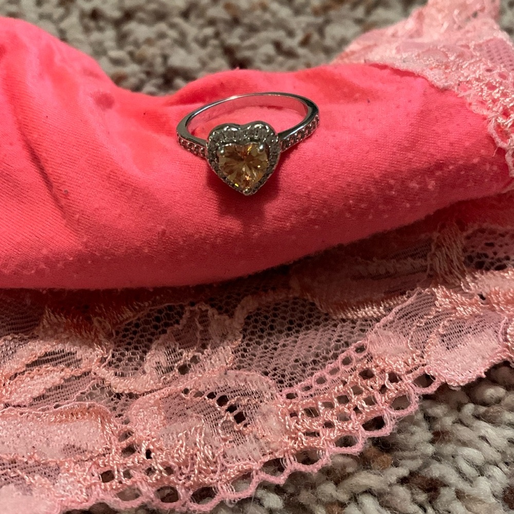 Heart ring